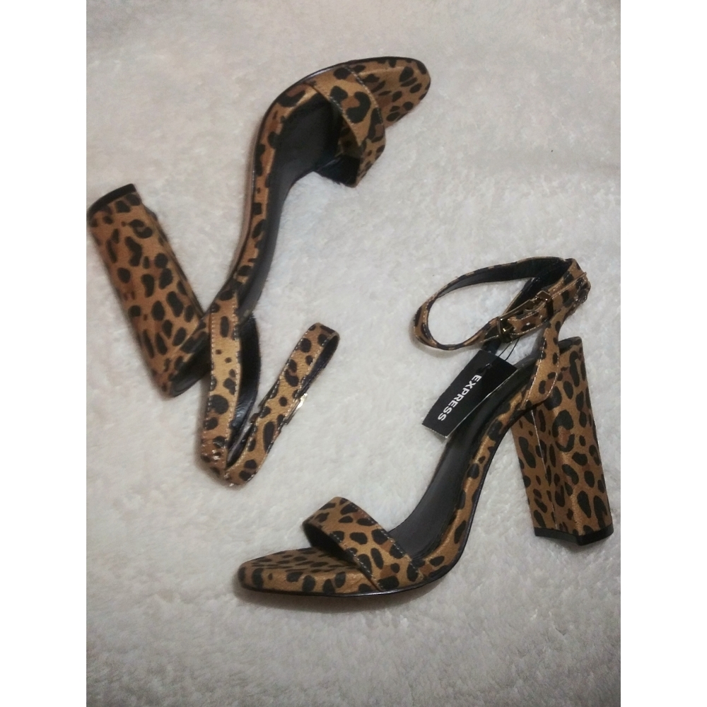 Express Heels